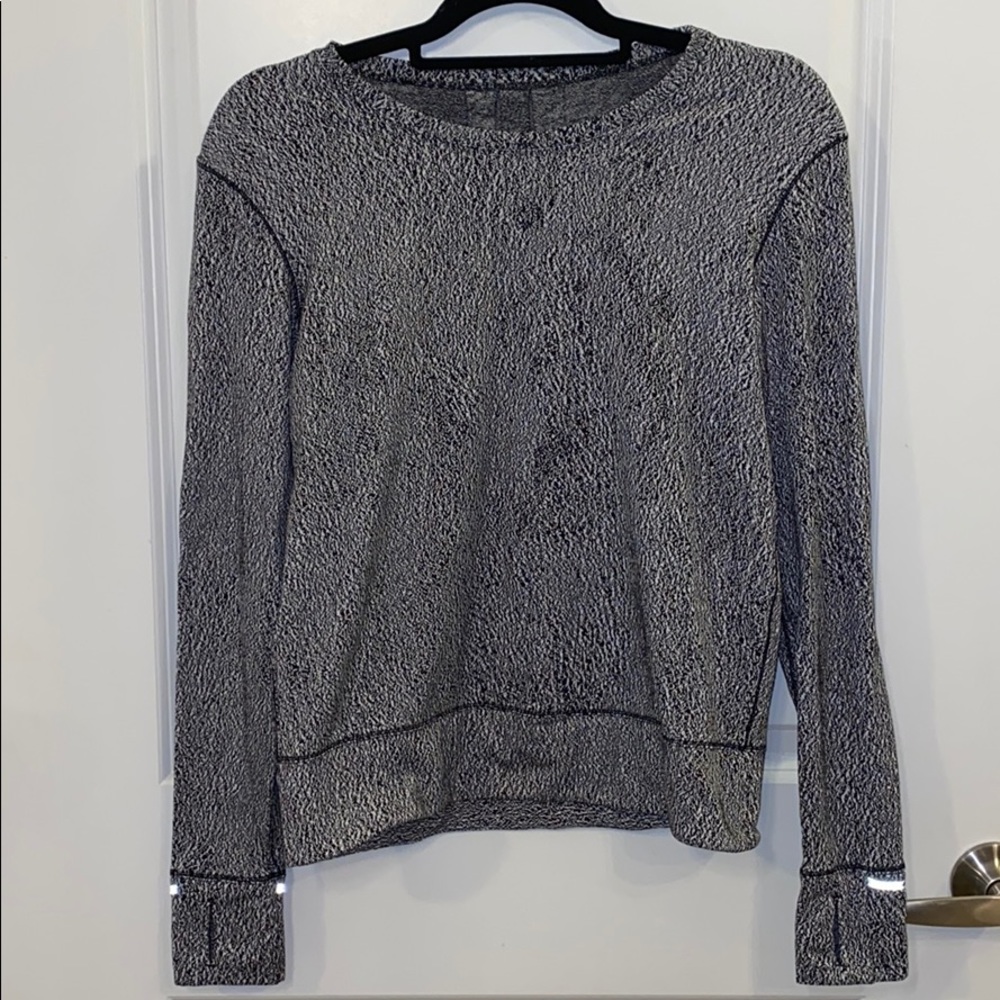 NWOT Lululemon Athletica Gray Pullover
